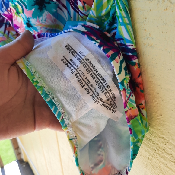 Catalina Tropical Flower Print Twist Front Sweetheart Halter One Piece Swimsuit - Picture 11 of 11